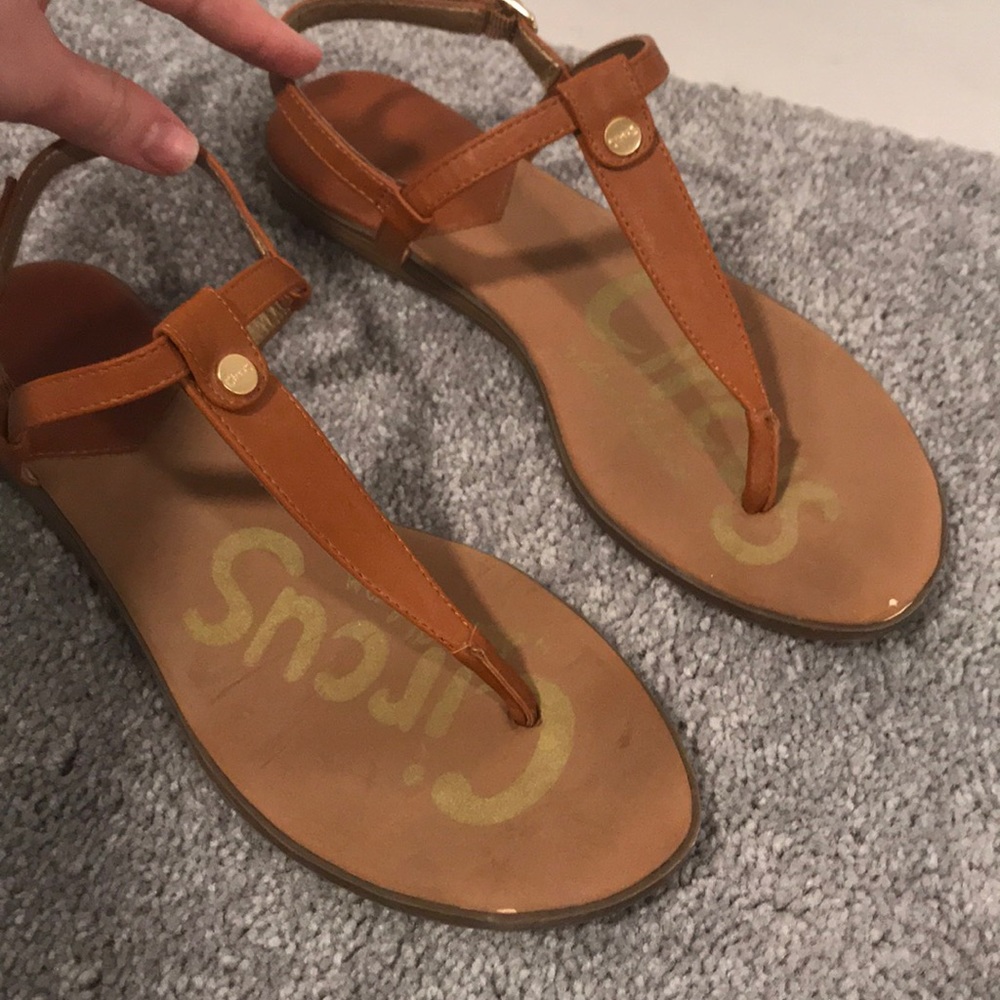 women’s sandals
